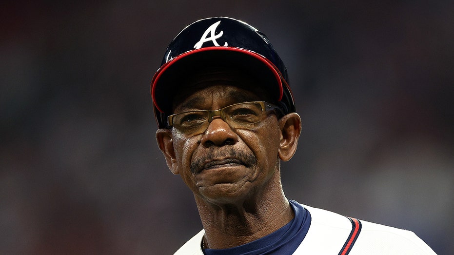Angels hire Ron Washington as their next manager