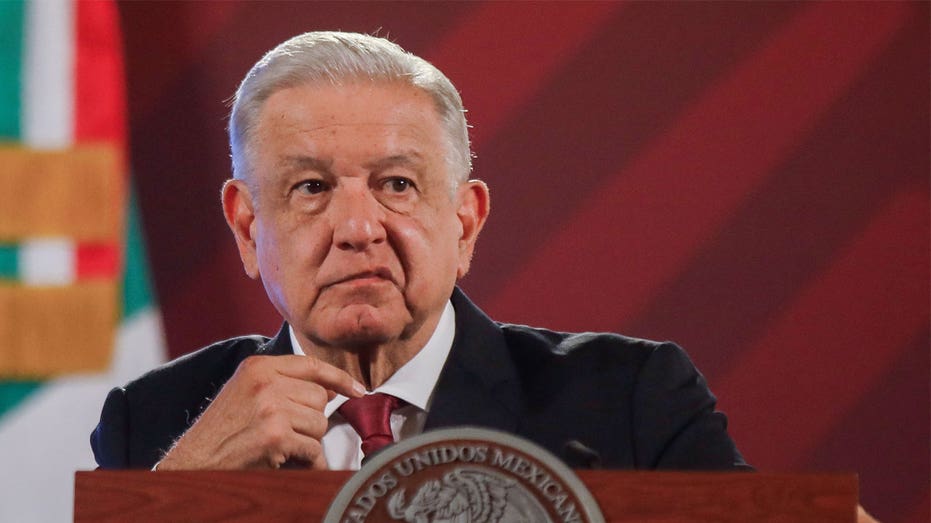 Mexico’s ruling party dodges desertion crisis in leadup to 2024 election
