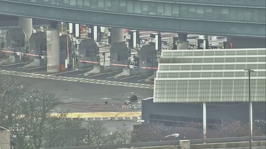 NY vehicle explosion at Rainbow Bridge border crossing is attempted terror attack: sources