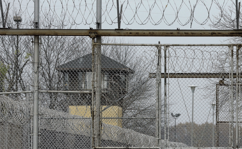 A private prison health care company accused of substandard care is awarded new contract in Illinois