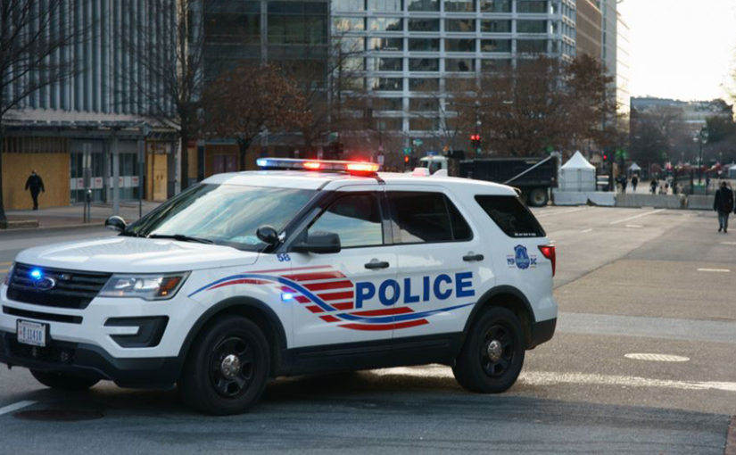 Shooting in Washington, DC, leaves 2 dead, 5 injured; suspect on the loose
